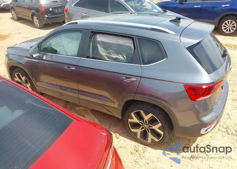 2022 Volkswagen Taos 1.5T Sel z USA, uszkodzony, nr VIN 3VV2X7B29NM033550